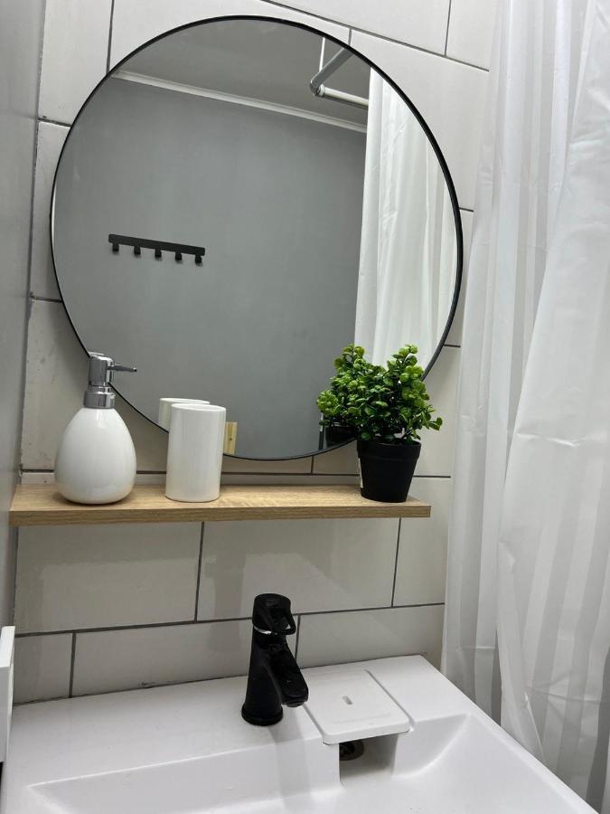 Стильная Студия Shadow Атакент Almaty Eksteriør bilde